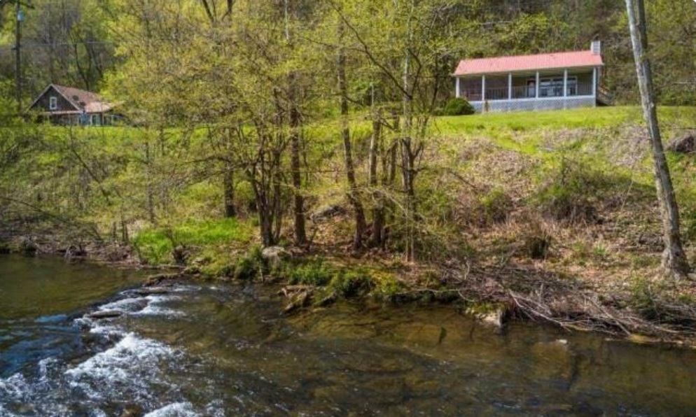 River Song, Near River, Hot Tub, Foosball, Wifi 1089 Free Tickets Each Paid Day, Dollywood And More Sevierville Bagian luar foto